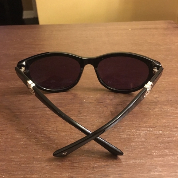 Chic Cat Eye Brighton Black Sunglasses with Silver Heart Accents - Picture 4 of 6